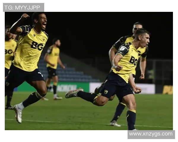 布莱克本与黄冈的精彩对决揭示足球战术与团队合作的魅力