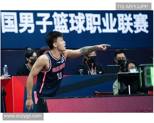 广东对阵浙江稠州篮球直播精彩瞬间全程回顾与分析