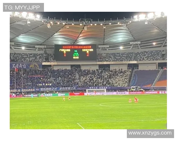 独立队与多伦多的激烈对决揭示了足球战术的新趋势与球队实力的较量