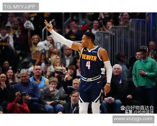 拉塞尔威斯布鲁克的篮球生涯与个人成长之路探讨 拉塞尔威斯布鲁克的篮球生涯与个人成长之路探讨