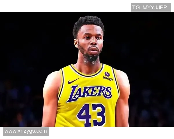 科比与维金斯的巅峰对决：时代交替下的篮球传奇与新星之战