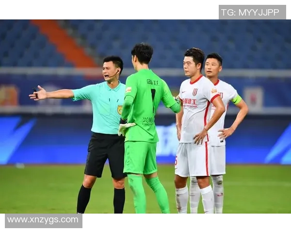 深圳足球队与成都足球队耐力对决赛后分析与总结